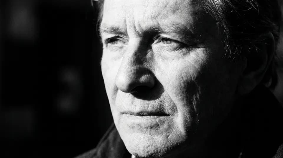 B&W style sample: Black and white close-up portrait of an older man